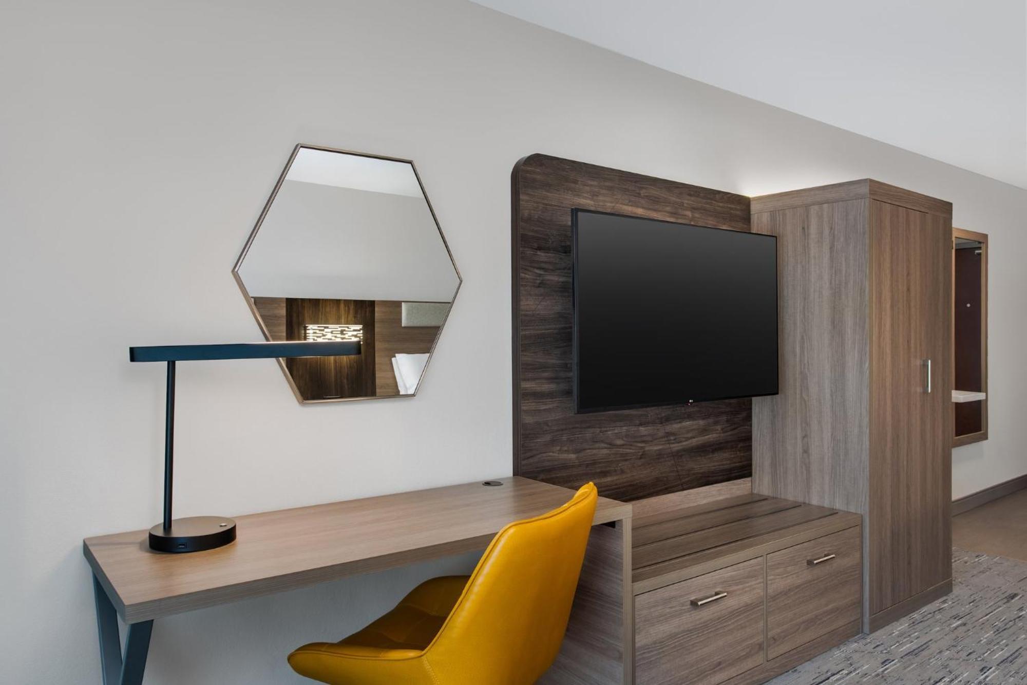 Holiday Inn Express Hotel & Suites Terre Haute By Ihg Eksteriør bilde