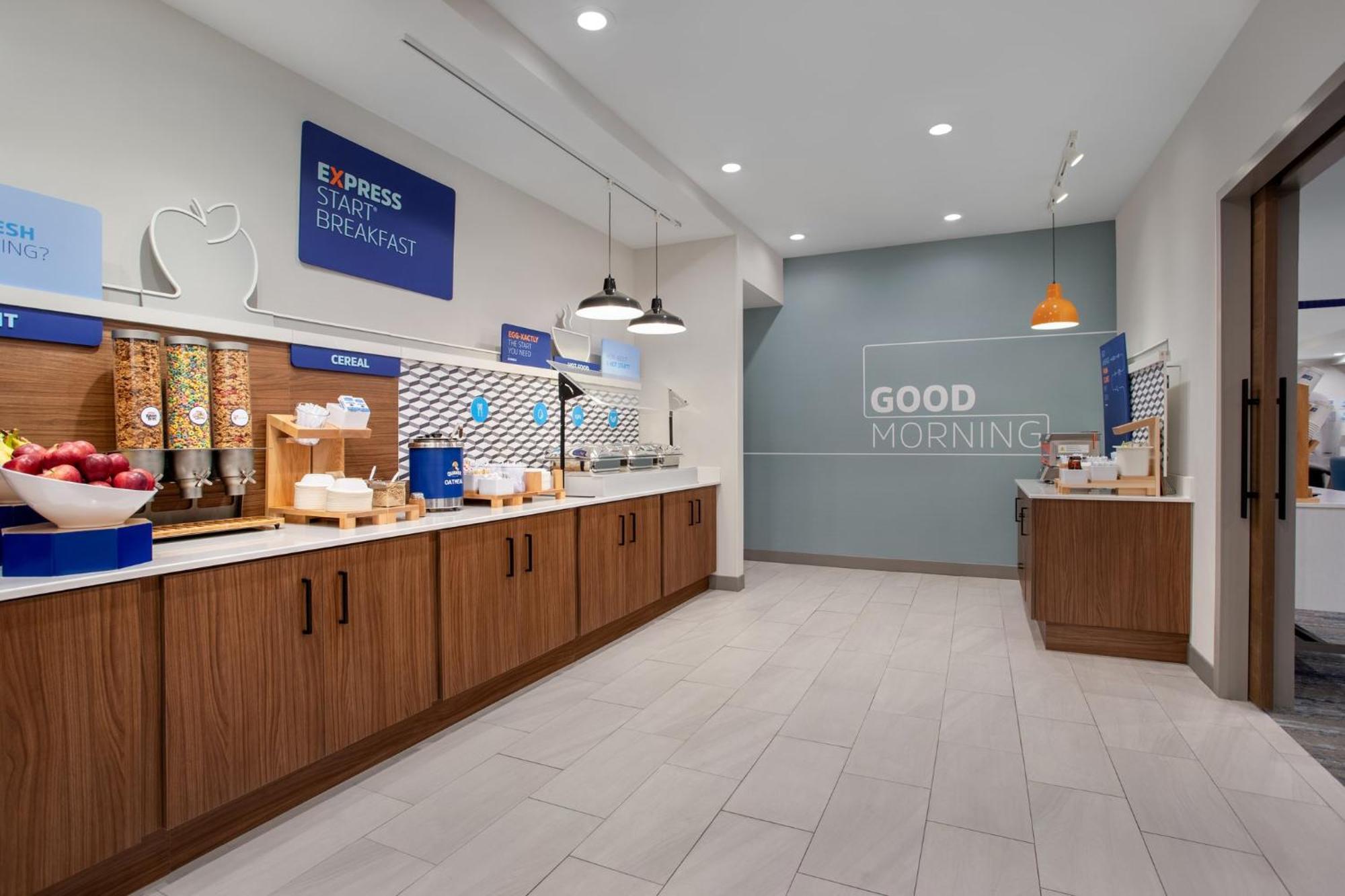 Holiday Inn Express Hotel & Suites Terre Haute By Ihg Eksteriør bilde