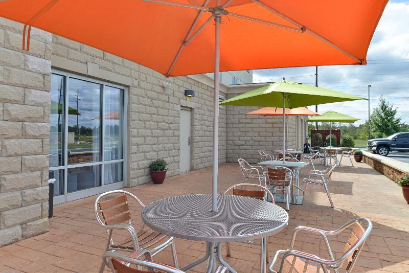 Holiday Inn Express Hotel & Suites Terre Haute By Ihg Eksteriør bilde
